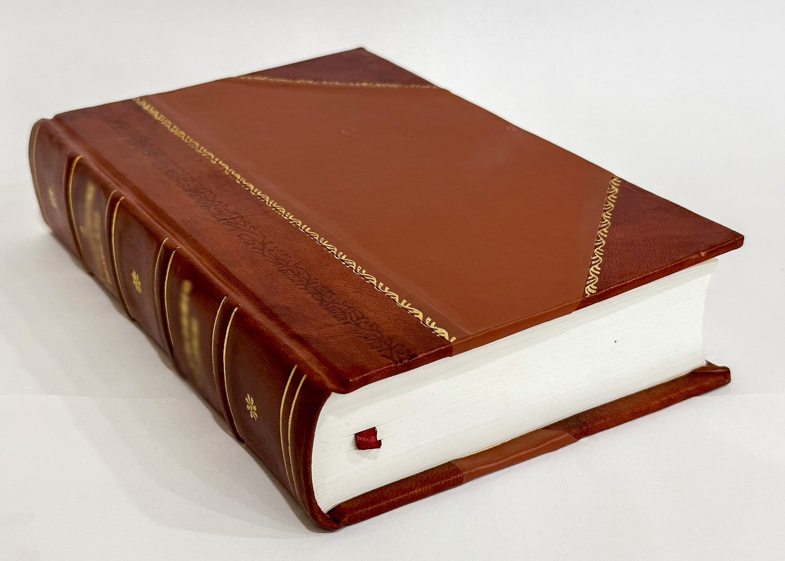 Vol. 5: A Collection of Modern and Contemporary Voyages and Tra [Leather Bound]
