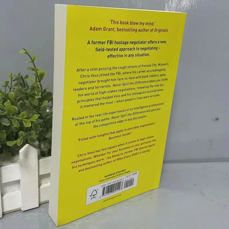 Never Split The Difference By Chris Voss Books In English Delivery in 15-20 Days